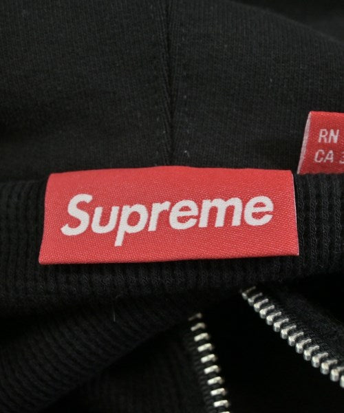 Supreme 連帽衫