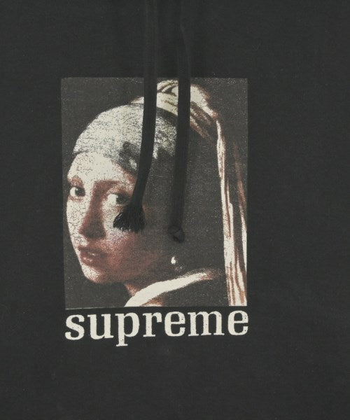 Supreme 連帽衫