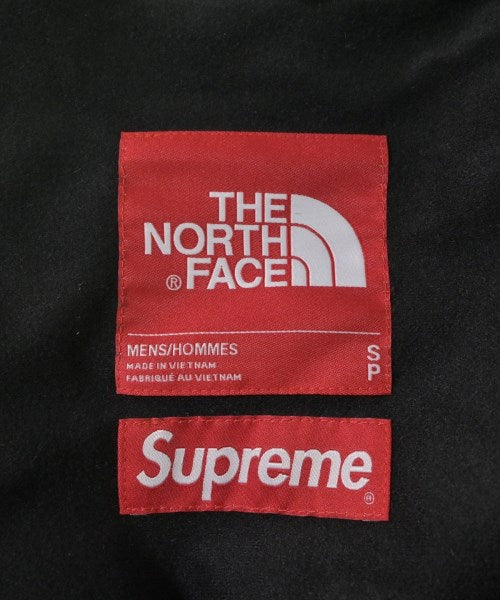 Supreme 山系外套