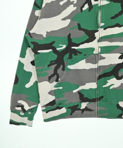 Supreme 連帽衫