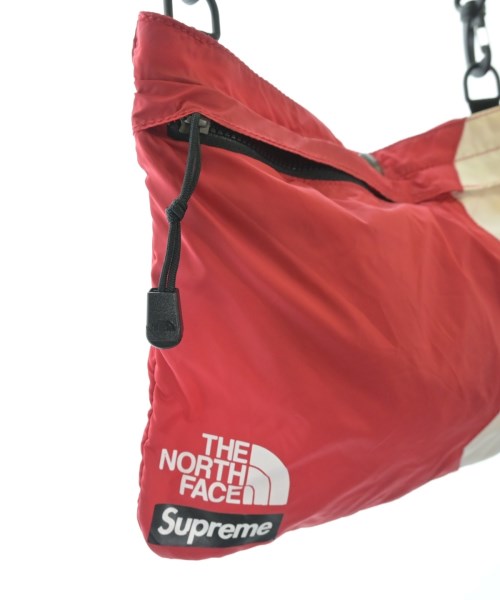 Supreme 肩背包