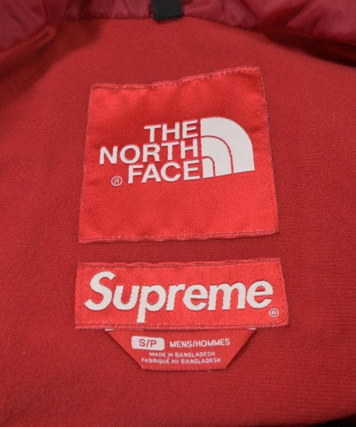 Supreme 山系外套