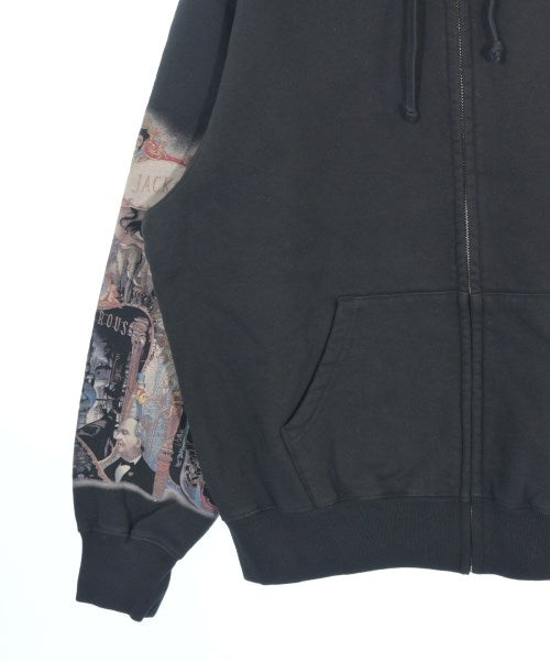 Supreme 連帽衫