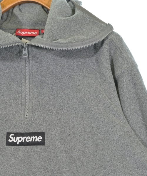 Supreme 連帽衫