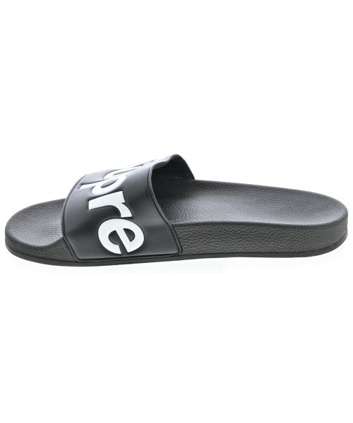 Supreme 涼鞋