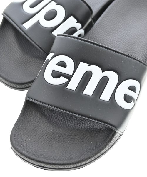 Supreme 涼鞋