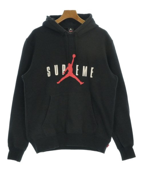 Supreme 連帽衫