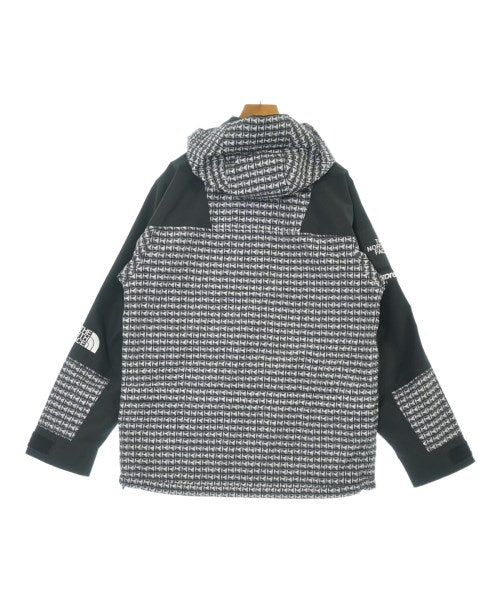 Supreme 山系外套