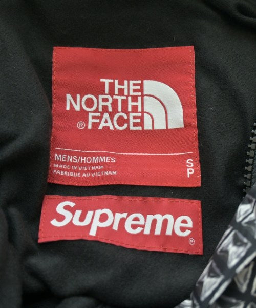 Supreme 山系外套