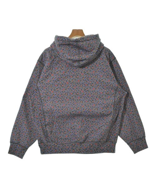 Supreme 連帽衫