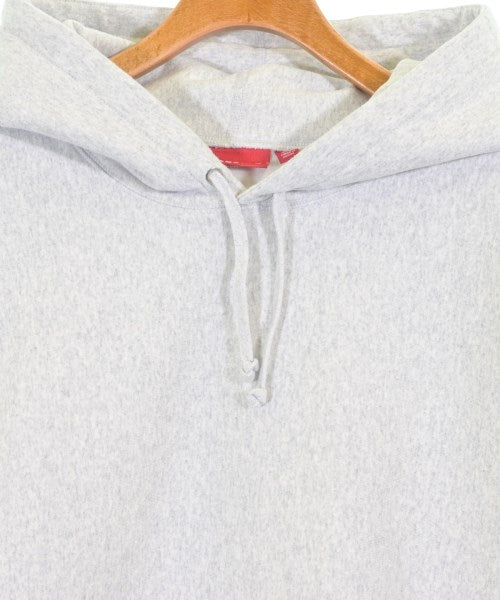 Supreme 連帽衫
