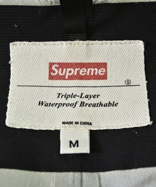 Supreme 山系外套