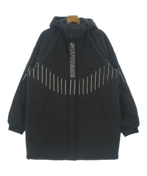 Supreme 羽絨大衣
