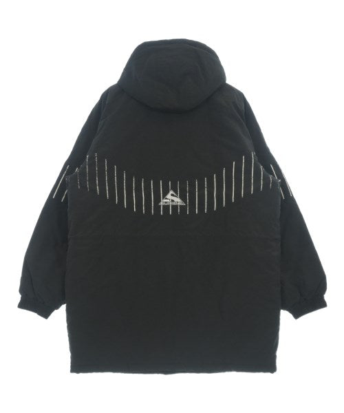 Supreme 羽絨大衣