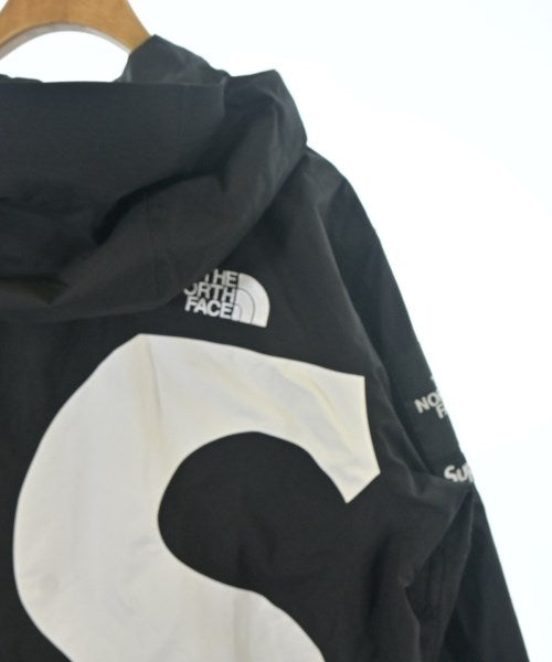 Supreme 山系外套