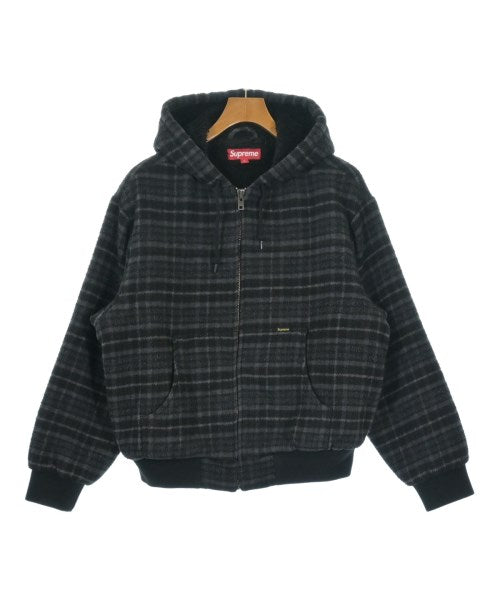 Supreme 連帽衫