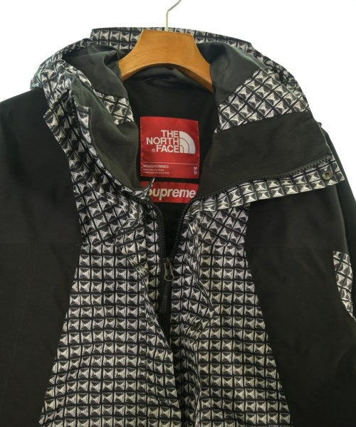 Supreme 山系外套