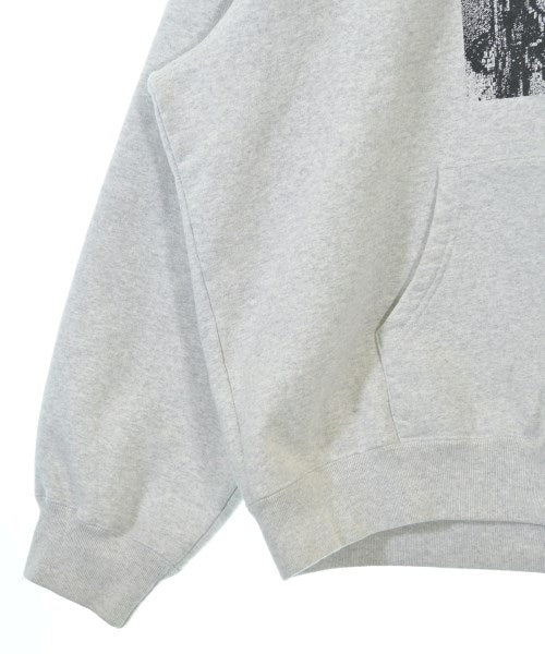 Supreme 連帽衫