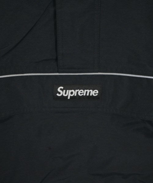 Supreme 山系外套