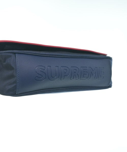 Supreme 肩背包