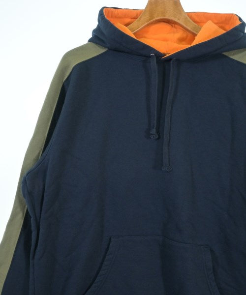 Supreme 連帽衫