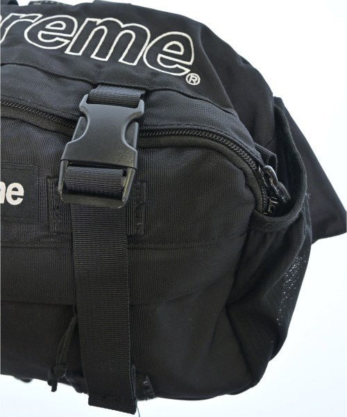 Supreme 肩背包
