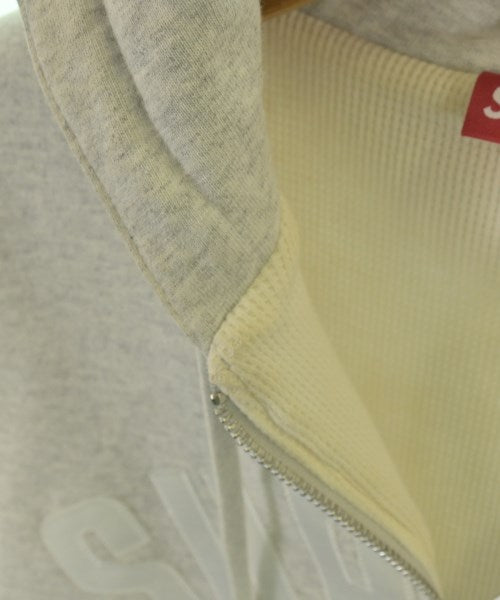 Supreme 連帽衫