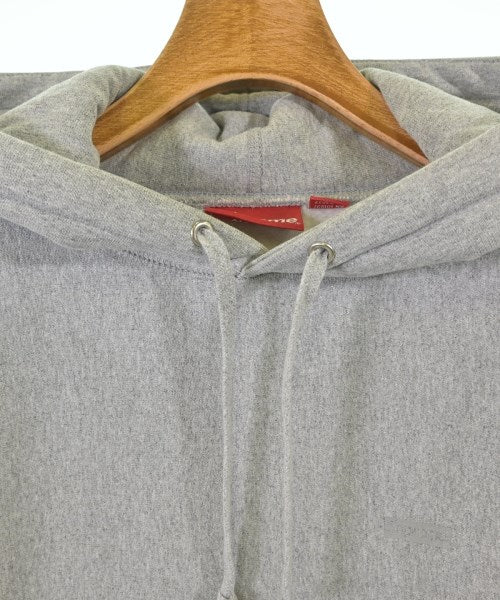 Supreme 連帽衫