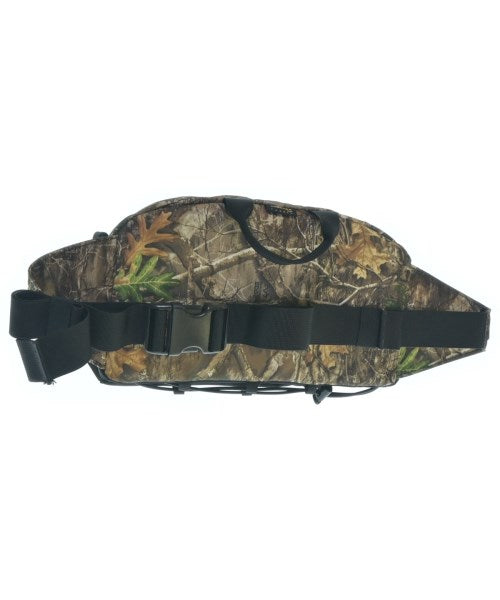 Supreme 肩背包
