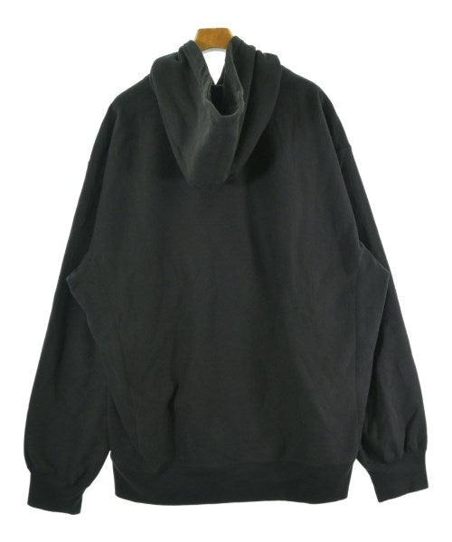 Supreme 連帽衫