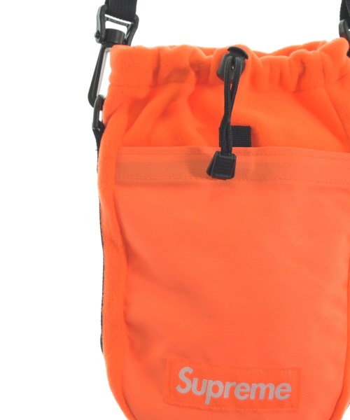 Supreme 肩背包