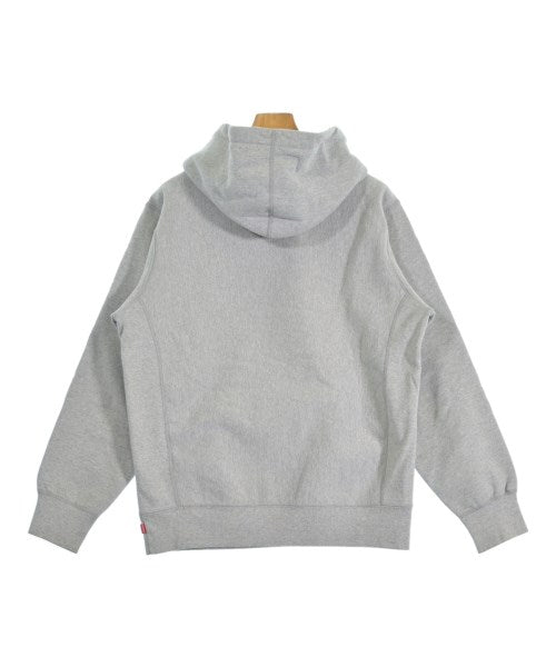 Supreme 連帽衫