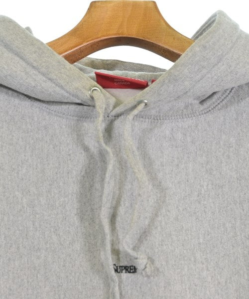 Supreme 連帽衫