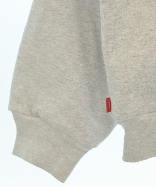 Supreme 連帽衫