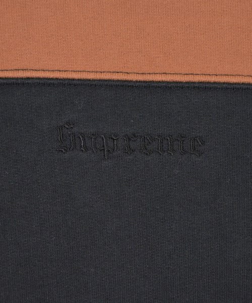 Supreme 連帽衫