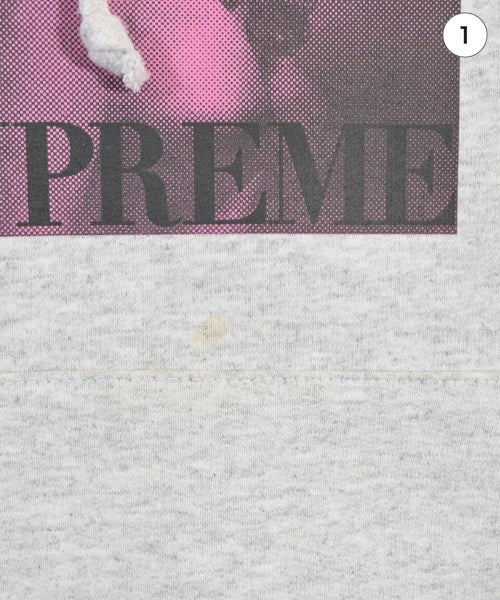 Supreme 連帽衫
