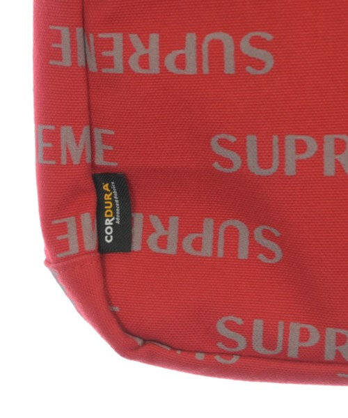 Supreme 肩背包