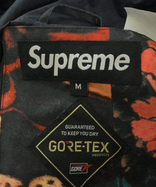 Supreme 山系外套