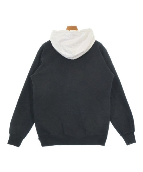 Supreme 連帽衫