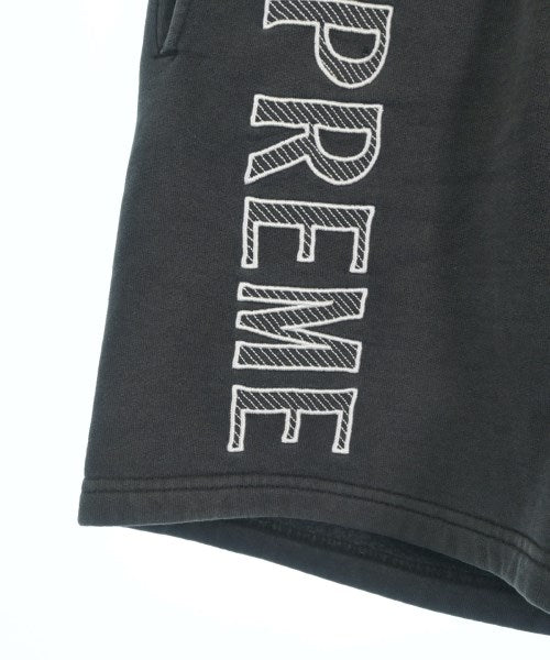 Supreme 短褲
