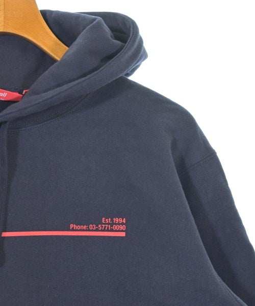 Supreme 連帽衫