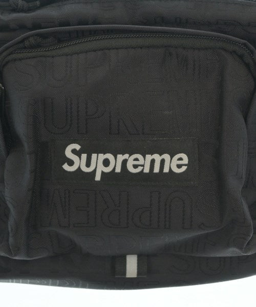 Supreme 肩背包