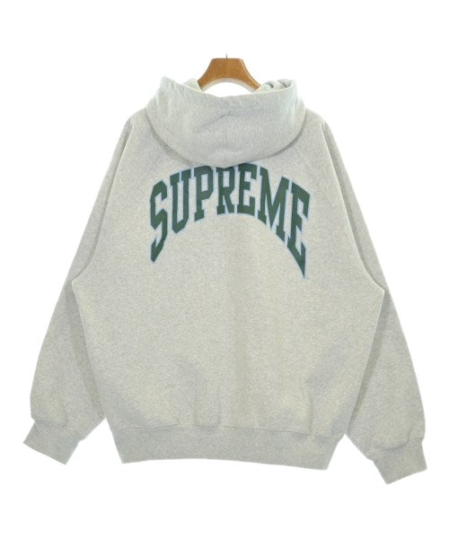 Supreme 連帽衫