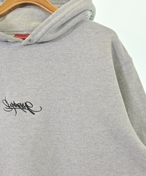 Supreme 連帽衫
