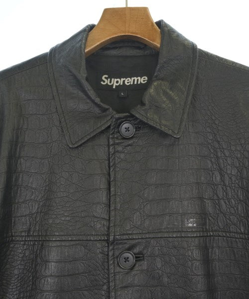 Supreme 支撐領外套