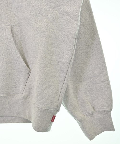 Supreme 連帽衫