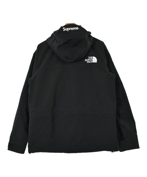 Supreme 山系外套