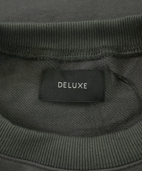 Deluxe 運動衫