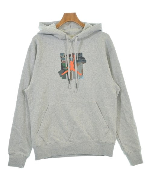 UNDEFEATED 連帽衫