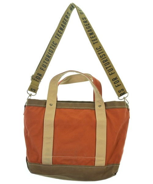 HUMAN MADE 肩背包